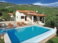 Kastel Luksic 15 Holiday Home 
