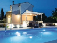Kras 06 Holiday Home 