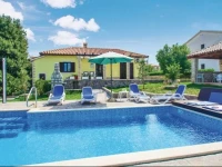 Kature I Holiday Home 