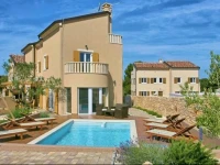 Villa Chiara IH5003 