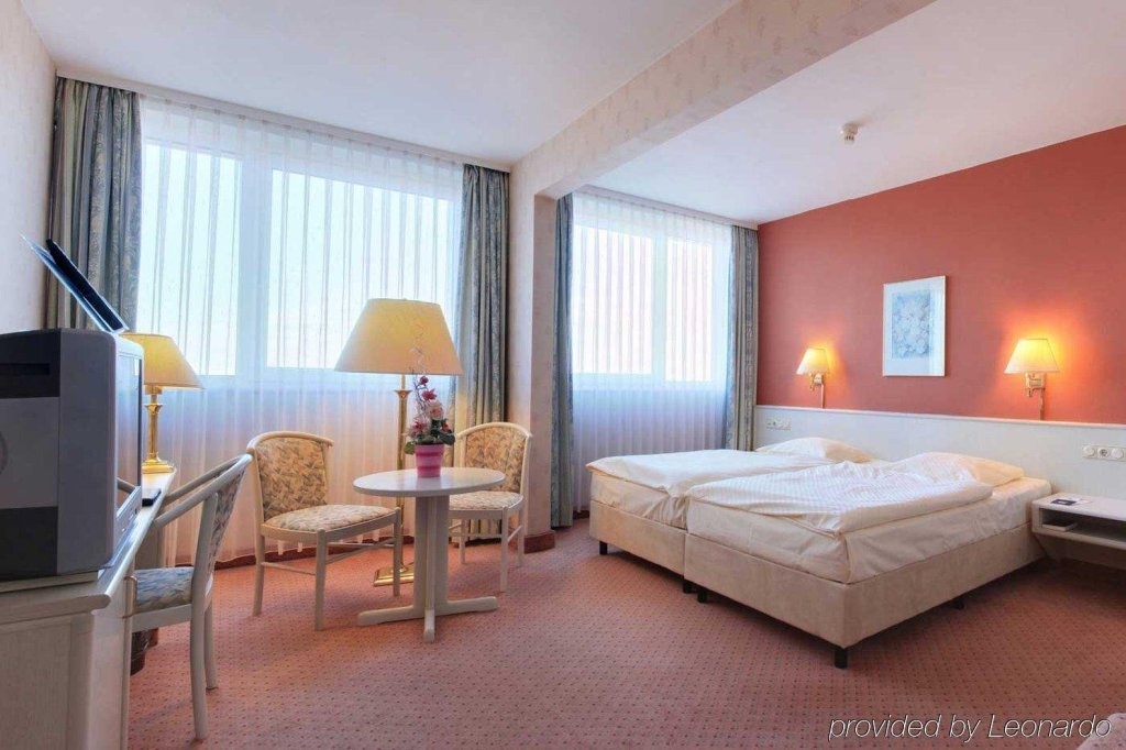 Maritim Hotel Halle 4*