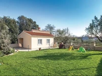 Pula I Holiday Home 