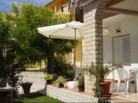 Lucija Guest House 3*