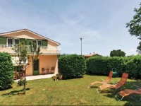 Vrecari Holiday Home 
