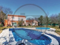 Pavicini 11 Holiday Home 