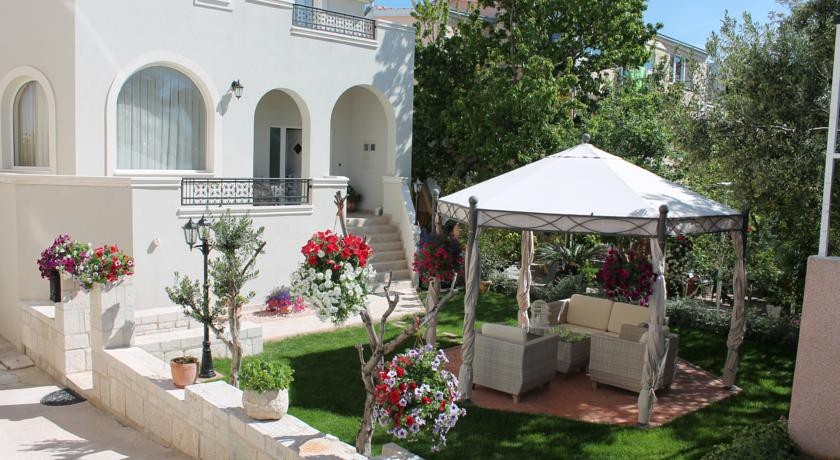 Sime & Cvita Holiday Home 