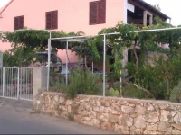 Guesthouse Eljuga Family 