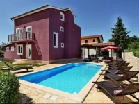 Perci 13 Holiday Home 