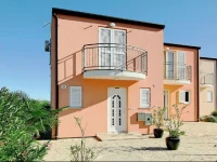 Tar *LV * Holiday Home 