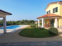 Trget Holiday Home 