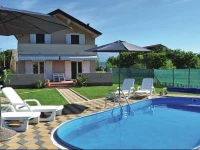 Trilj 85 with Outdoor Swimmingpool Holiday Home 