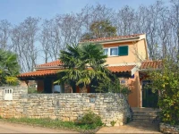 Kranceti VI Holiday Home 