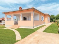 Valtura *XLVII * Holiday Home 