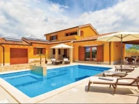 Vodnjan Sv.Kirini Holiday Home 