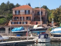 Dora Guest House 