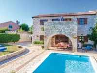 Marasi Croatia Holiday Home 