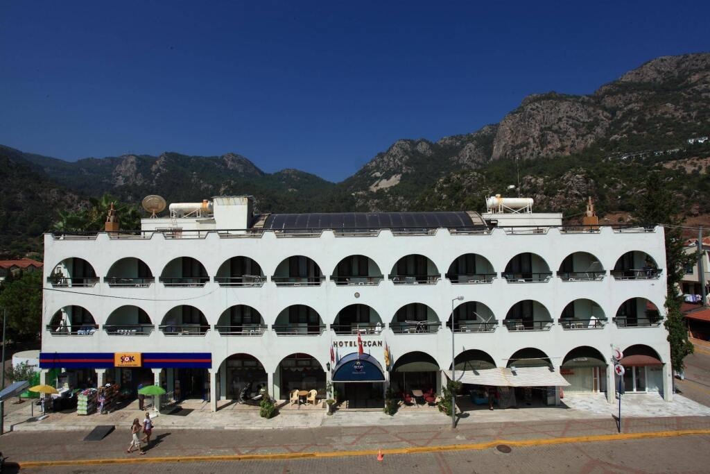 Oz-can Hotel 3*