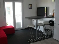 Homestay Three Rooms 