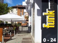 Funk Lounge Hostel 