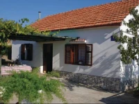 Zaglav 28 Holiday Home 