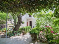 Rooms Garden 