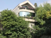 Kuca Sutomore 