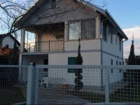 Zenit Holiday Home 