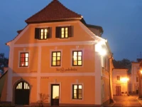 Penzion Na 15. PolednГ­ku 3*