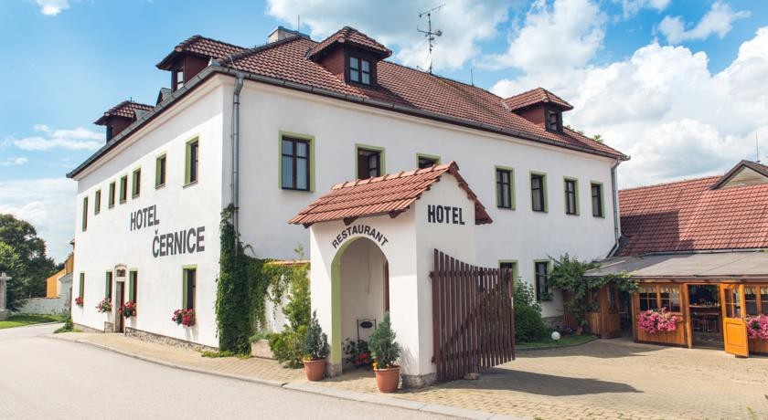 ДЊernice Hotel 3*