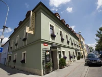 Penzion a Restaurace StarГЎ RoudnГЎ 3*
