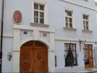 Red Chair Hotel / U Červené židle 3*