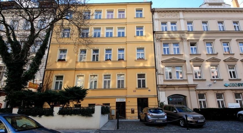 Visit in Prague II 3*