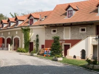 Dvur Hoffmeister 4*