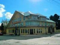 Lago Sarmiento Hotel 