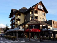 Apart Hotel del VolcГЎn 