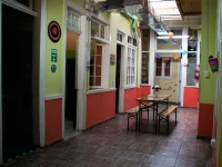 Hostal Tricontinental 