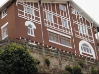 Chocolate Manor House 