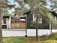 Two-Bedroom Holiday home in Г…hus 