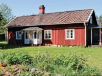Holiday home BГҐlerud LillsjГ¶kГ¤rr Г„lgarГҐs 