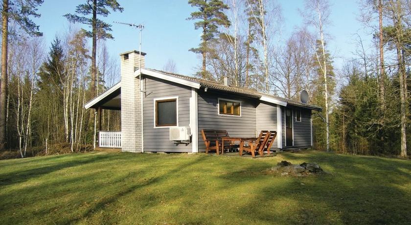Two-Bedroom Holiday home Unnaryd with a Fireplace 05 
