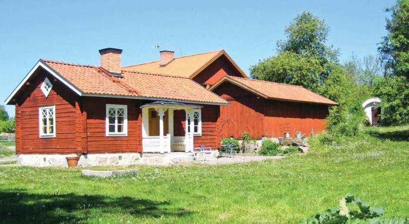 Holiday home DragsГ¤ng, Botholms GГҐrd StrГ¤ngnГ¤s 