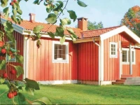 Holiday home Hult Gunnarp Г„tran 