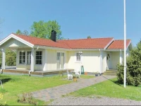 Holiday home Laxgatan Borgholm 