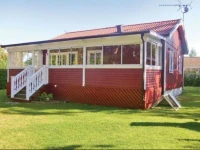 Holiday home EternellvГ¤gen FГ¤rjestaden 