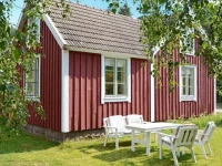 Two-Bedroom Holiday home in Hallabro 4 