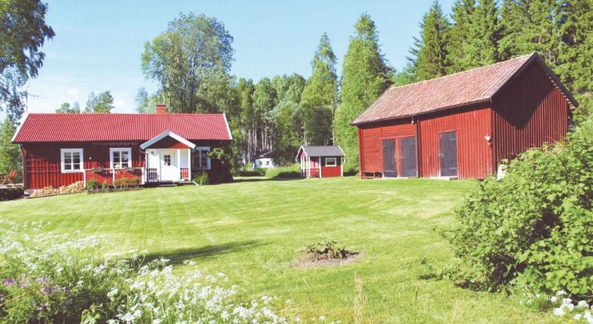 Holiday home Kastenshult HГ¤llefors 