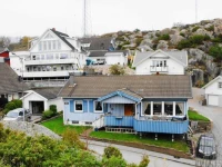 Three-Bedroom Holiday home in Hamburgsund 2 