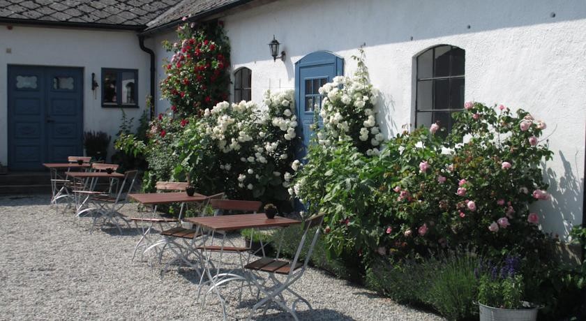 RГ¤vГҐkra Bed & Breakfast 