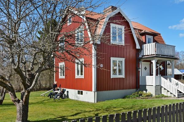 Three-Bedroom Holiday home in SandsjГ¶fors 