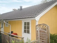 Holiday home ValГҐsvГ¤gen Ljungskile 